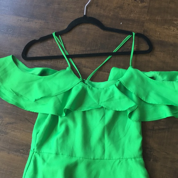 ASOS Green Cold Shoulder Ruffle Maxi Dress 💚👗 - Picture 3 of 6